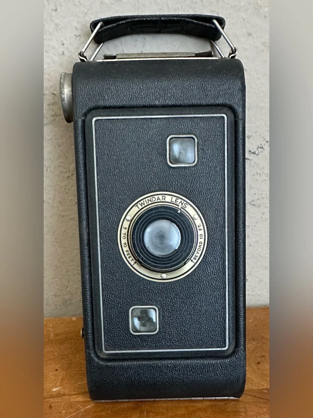 Vintage Eastman Kodak Six-16 Jiffy Series II Folding Camera w/ Twindar Lens USA